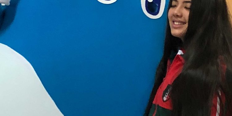 Campaña del agua bautizó a mascota “Amigota” y socios premiaron a creadora del nombre